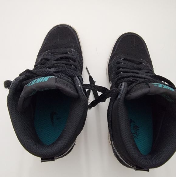 Pre-owned Nike Women's Dunk Sky Hi Embossed Sneaker, Black, 6.5 - Picture 6 of 17